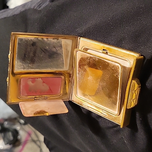 Antique compact - Picture 2 of 4